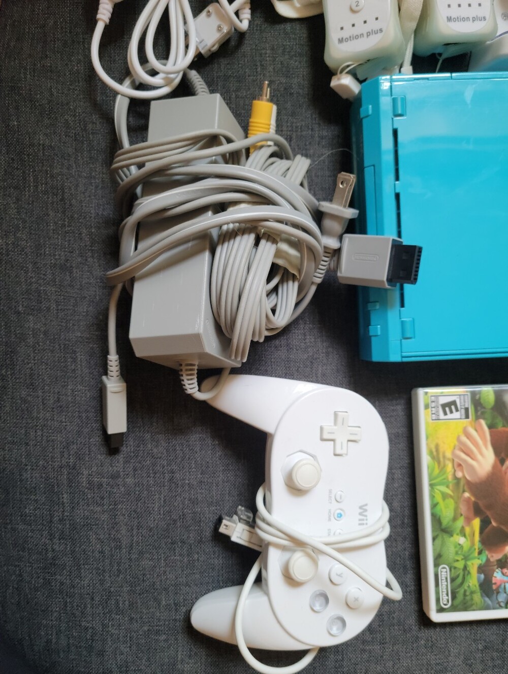 WII Bundle - Picture 5 of 6